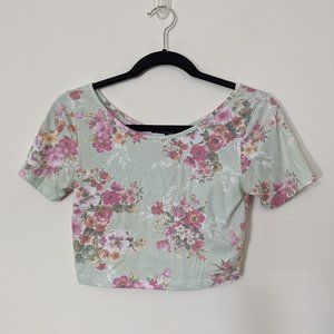 Nollie Scoop Neck Crop Top in Mint Green Floral - Womens Small